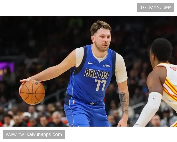 东契奇随手一传助攻空位三分命中,独行侠掌控进攻节奏